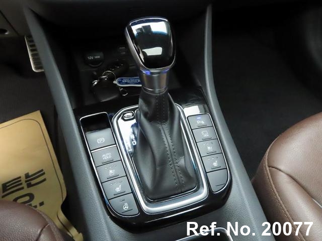  Hyundai / Ioniq Stock No. 20077